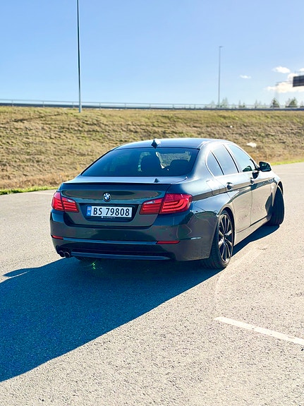 BMW 520d 4 of 16