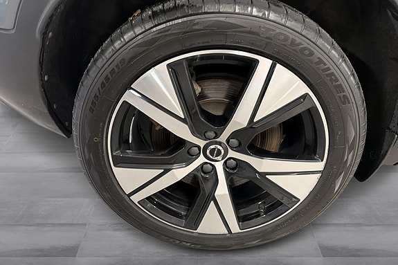 Volvo XC40 24 of 24