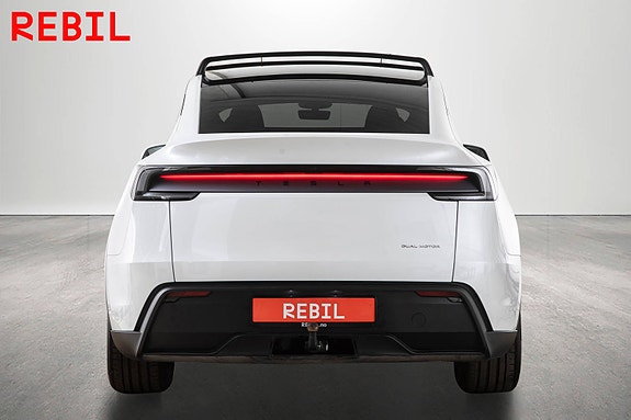 Tesla Model Y 6 of 30