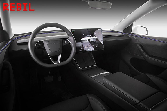 Tesla Model Y 9 of 30