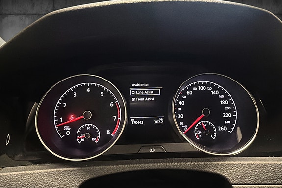 Volkswagen Golf VII 16 of 22