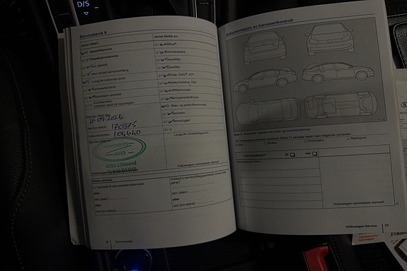 Volkswagen Golf VII 22 of 22