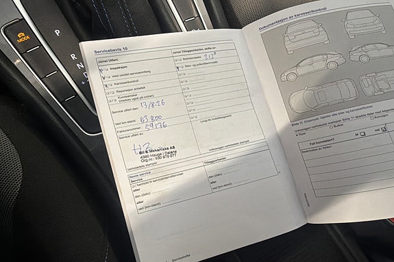 Volkswagen e-Golf VII 22 of 22