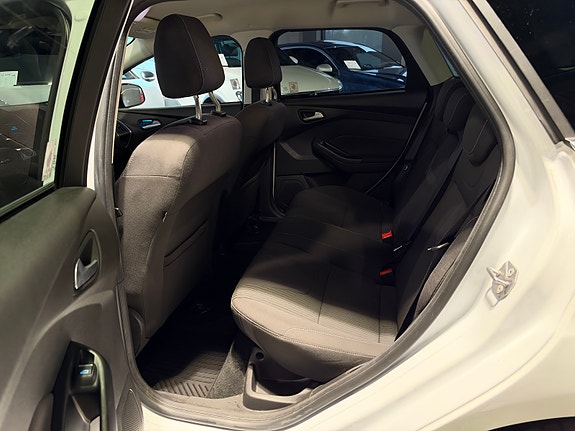 Ford Focus 18 of 27