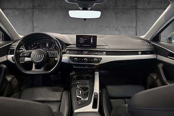Audi A4 9 of 25