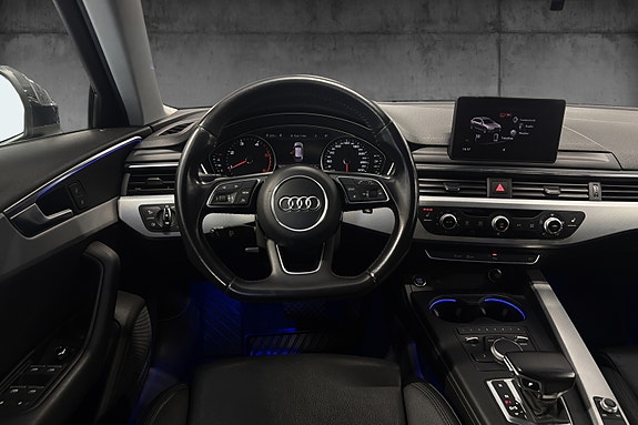 Audi A4 11 of 25