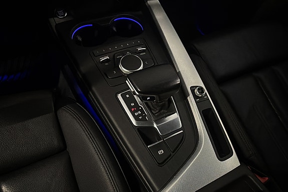 Audi A4 15 of 25