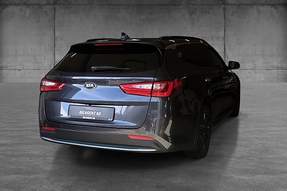 Kia Optima 5 of 30