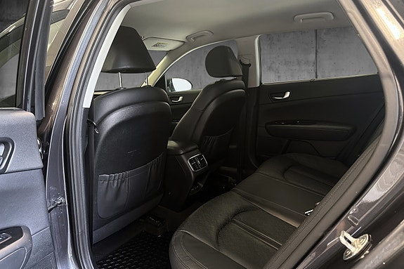 Kia Optima 13 of 30