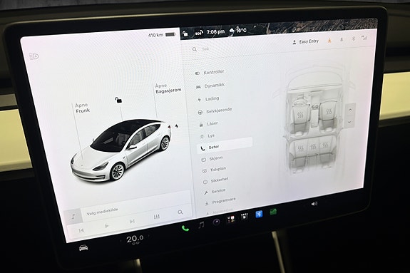 Tesla Model 3 23 of 26