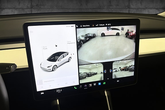 Tesla Model 3 22 of 26