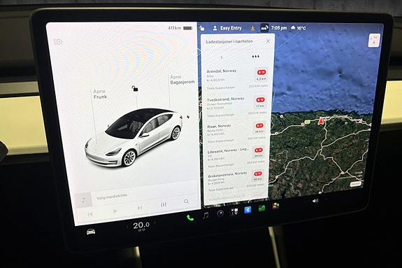 Tesla Model 3 19 of 26