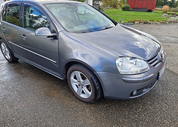 Volkswagen Golf V 4 of 18