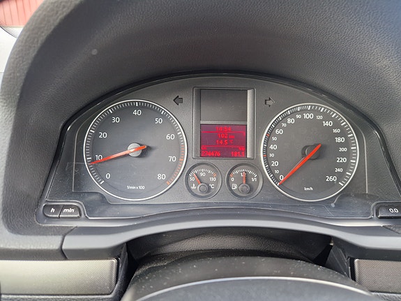 Volkswagen Golf V 10 of 18