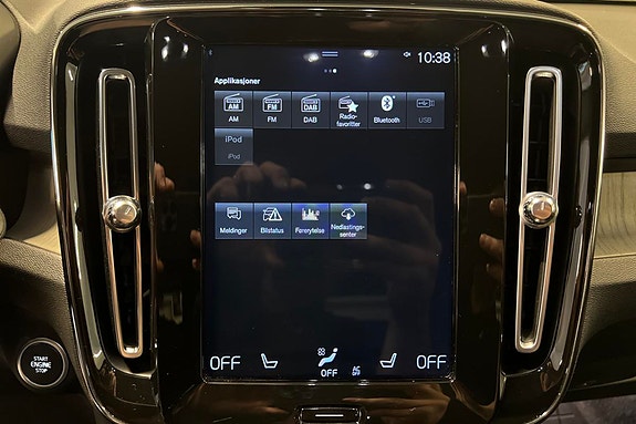 Volvo XC40 20 of 29