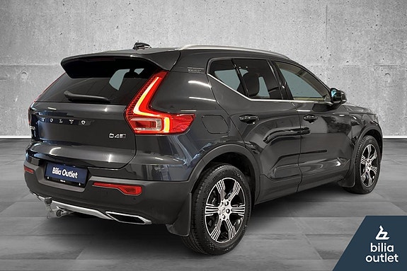 Volvo XC40 5 of 29