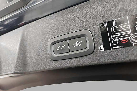 Volvo XC40 25 of 29