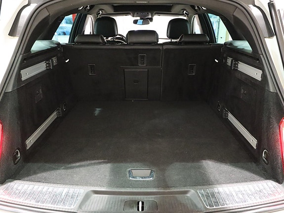 Opel Insignia Country Tourer 28 of 30