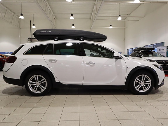 Opel Insignia Country Tourer 8 of 30