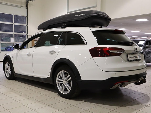 Opel Insignia Country Tourer 5 of 30