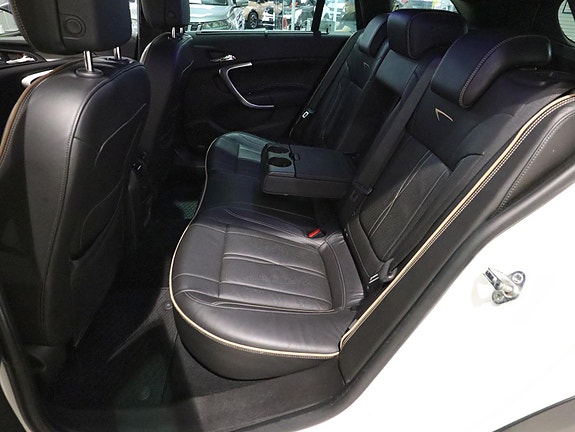 Opel Insignia Country Tourer 26 of 30