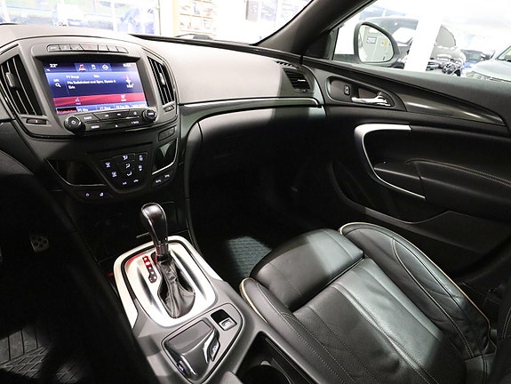 Opel Insignia Country Tourer 15 of 30