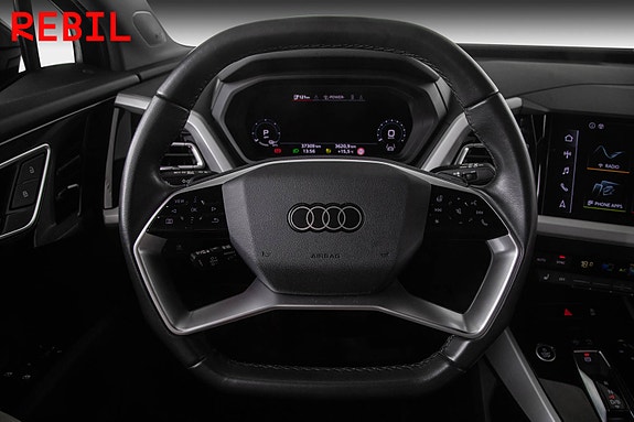 Audi Q4 e-tron 12 of 26