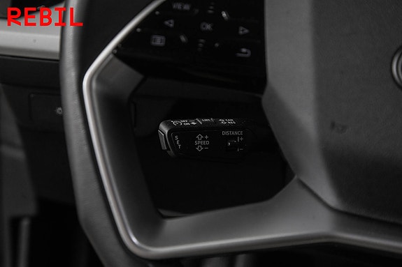 Audi Q4 e-tron 15 of 26