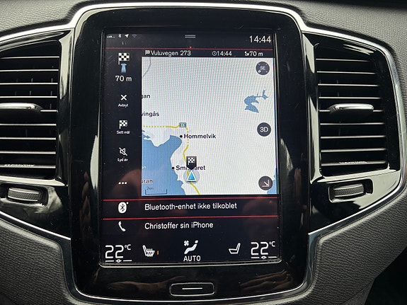 Volvo XC90 17 of 30