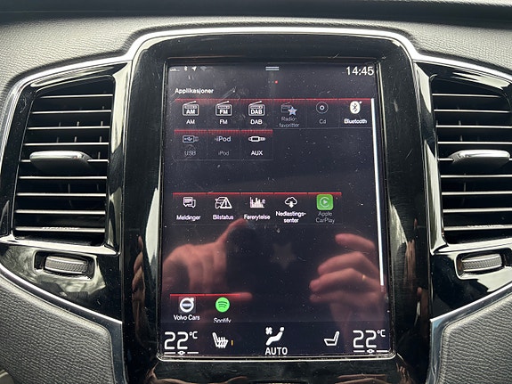 Volvo XC90 18 of 30