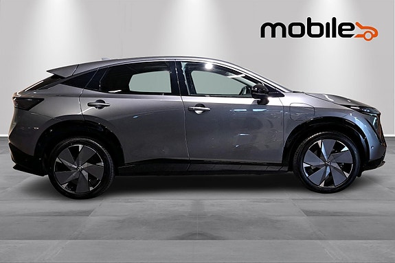 Nissan Ariya 2 of 24