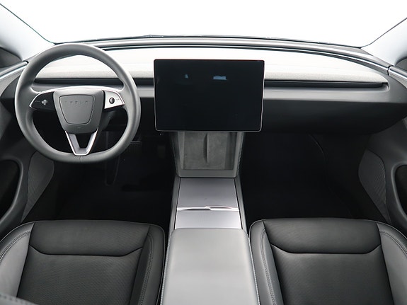 Tesla Model 3 11 of 28