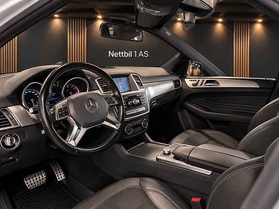 Mercedes-Benz ML250 10 of 13