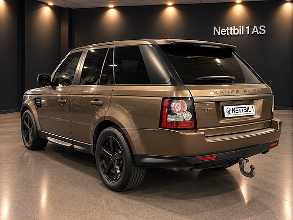 Land Rover Range Rover Sport 4 of 12