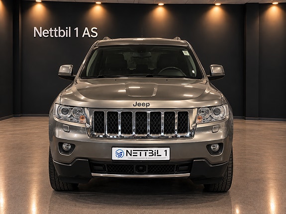 Jeep Grand Cherokee 2 of 12