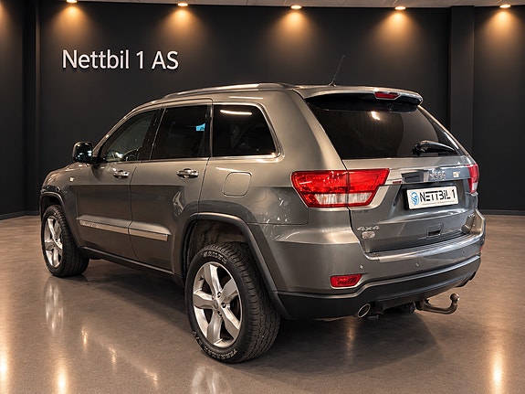 Jeep Grand Cherokee 4 of 12