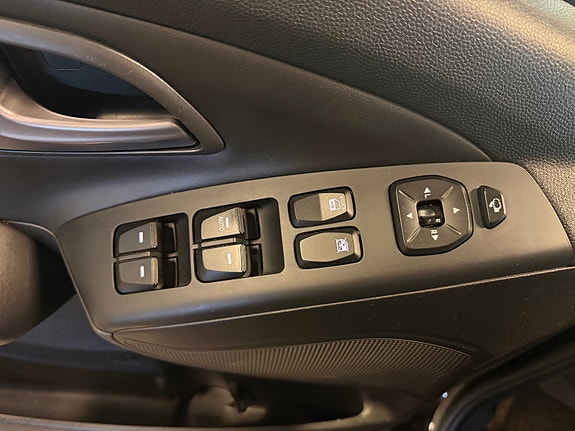 Hyundai Tucson 13 of 18