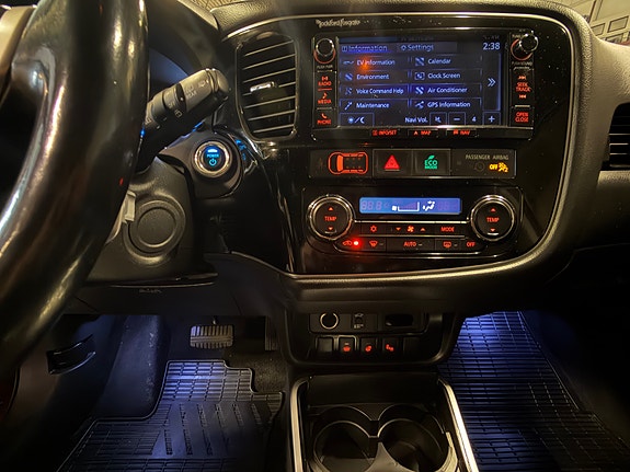 Mitsubishi Outlander 23 of 26