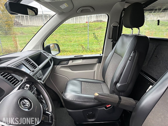 Volkswagen Transporter 13 of 24