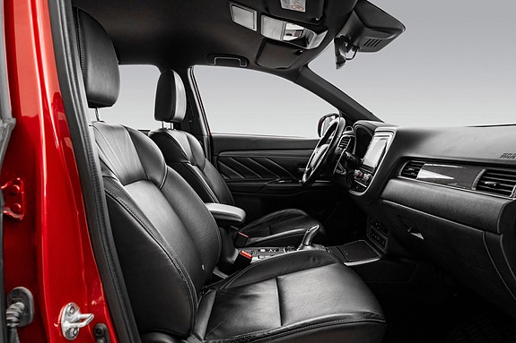 Mitsubishi Outlander 13 of 25