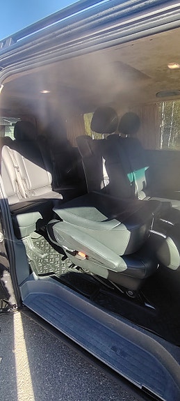 Mercedes-Benz Vito 111 24 of 30