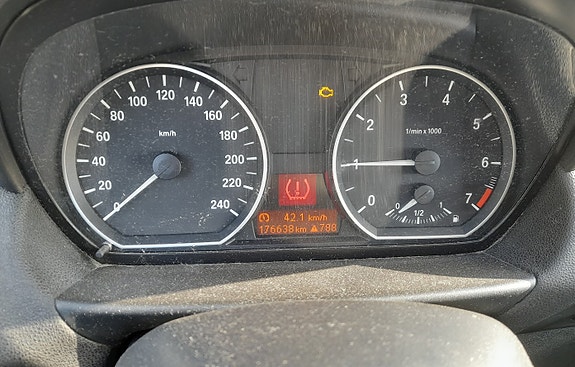 BMW 116i 6 of 6