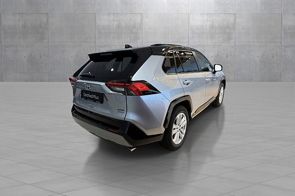 Toyota RAV4 5 of 20