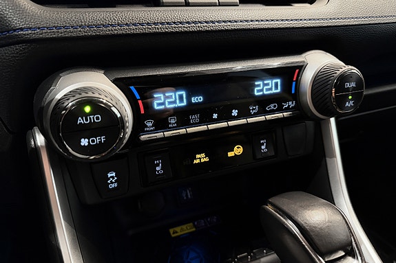 Toyota RAV4 19 of 20