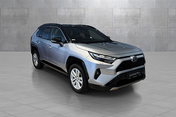 Toyota RAV4 7 of 20