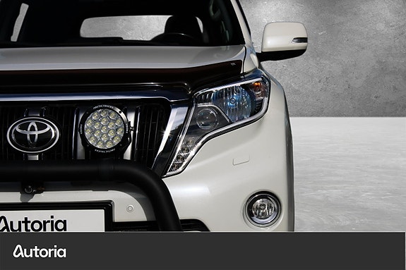 Toyota Land Cruiser 5 of 23