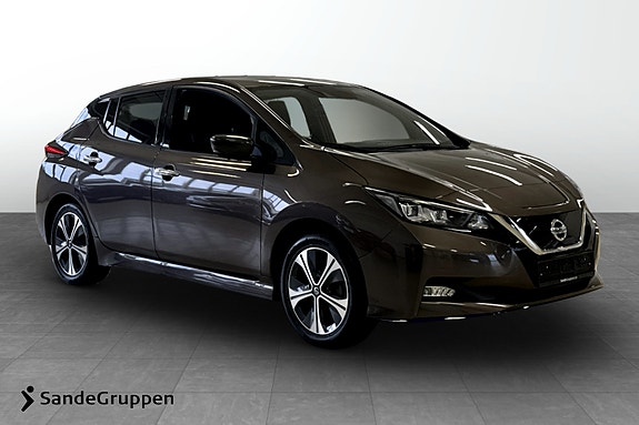 Nissan Leaf 7 of 16