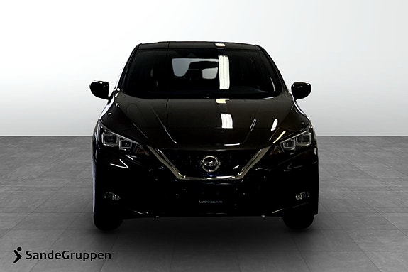 Nissan Leaf 8 of 16