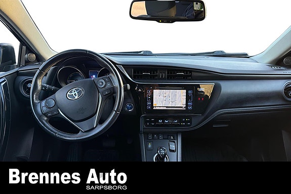 Toyota Auris 12 of 22