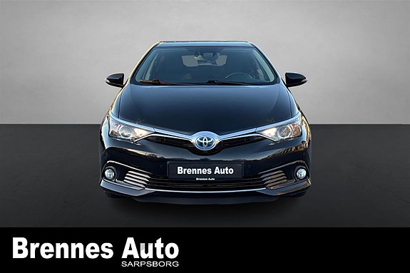 Toyota Auris 2 of 22